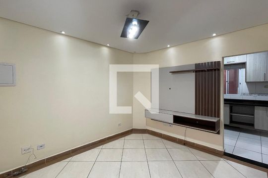 Casa de Condomínio para alugar com 3 quartos, 102m² em Vila Granada, São Paulo