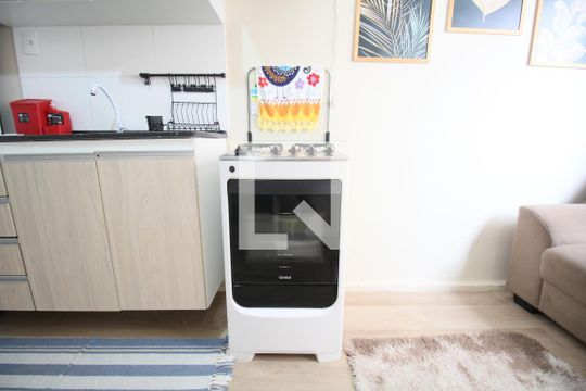 Sala e Cozinha - Fogão de kitnet/studio para alugar com 1 quarto, 36m² em Paraíso do Morumbi, São Paulo