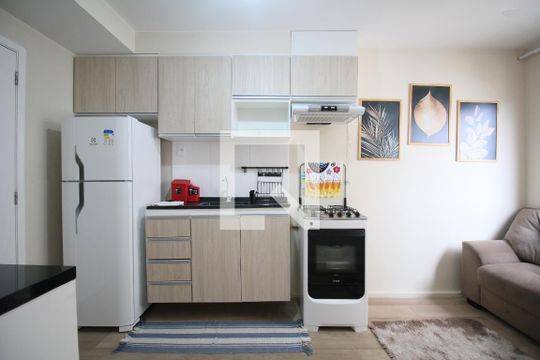 Sala e Cozinha - Pia de kitnet/studio para alugar com 1 quarto, 36m² em Paraíso do Morumbi, São Paulo