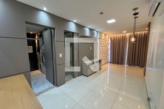 Apartamento para alugar com 2 quartos, 64m² em Taguatinga, Brasília