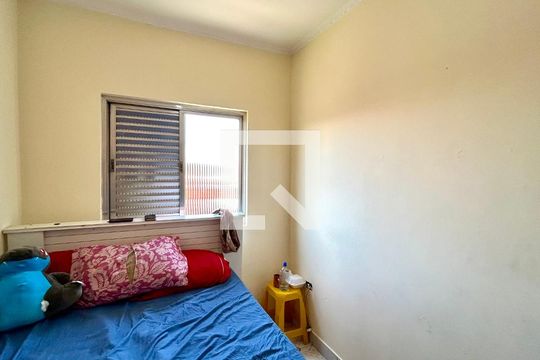 Quarto 2 de casa à venda com 3 quartos, 290m² em Jardim Ipanema, Guarulhos