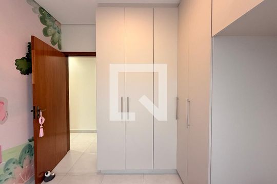 Quarto 2 de casa à venda com 3 quartos, 149m² em Jardim Marambaia Ii, Jundiaí