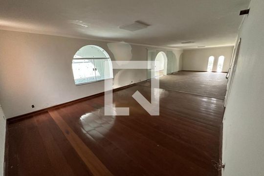 Casa para alugar com 15 quartos, 1000m² em Chácara Primavera, Campinas