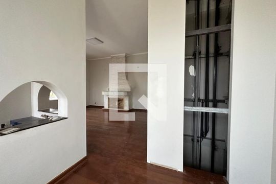 Casa para alugar com 15 quartos, 1000m² em Chácara Primavera, Campinas