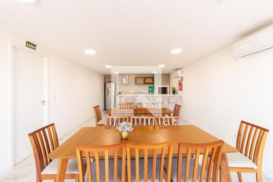 Área comum - Salão de festas de kitnet/studio à venda com 1 quarto, 28m² em Guabirotuba, Curitiba