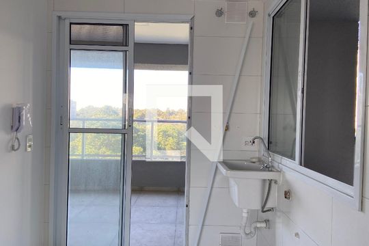 Apartamento à venda com 3 quartos, 87m² em Umuarama, Osasco