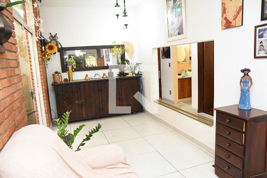 detalhe sala de jantar de casa à venda com 3 quartos, 125m² em Cidade Luíza, Jundiaí