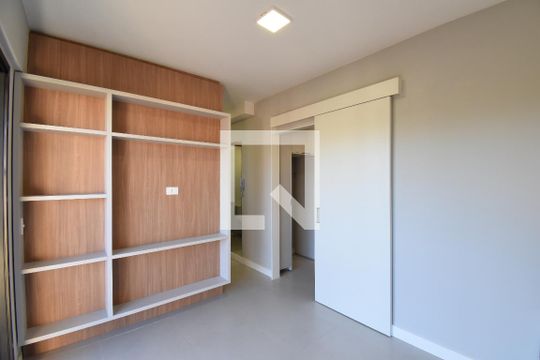 Studio de kitnet/studio à venda com 1 quarto, 34m² em Bom Retiro, Curitiba