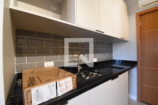 Studio de kitnet/studio à venda com 1 quarto, 34m² em Bom Retiro, Curitiba
