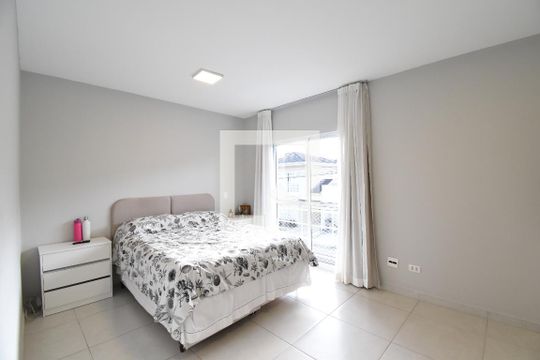 Suíte de casa de condomínio para alugar com 3 quartos, 130m² em Barreirinha, Curitiba