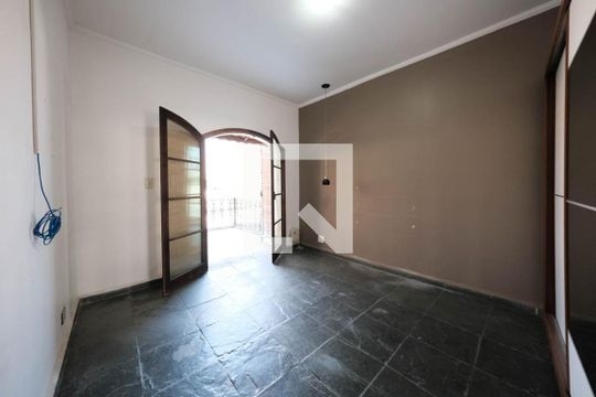 Quarto 2 de casa para alugar com 4 quartos, 260m² em Vila Ré, São Paulo