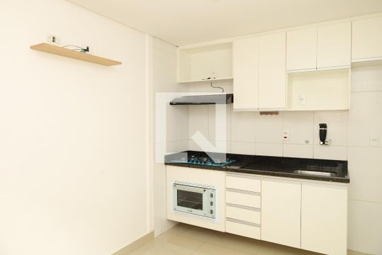 Sala de apartamento à venda com 2 quartos, 48m² em Conjunto Residencial José Bonifácio, São Paulo