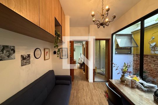 Quarto 1 de casa à venda com 2 quartos, 300m² em Santa Tereza, Belo Horizonte