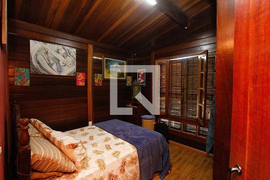 Quarto 1  de casa à venda com 3 quartos, 260m² em Salgado Filho, Belo Horizonte