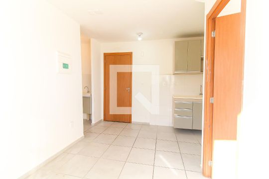 Sala de apartamento para alugar com 2 quartos, 38m² em Vila Mara, São Paulo