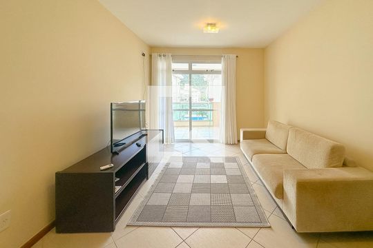 Sala de TV de apartamento para alugar com 3 quartos, 120m² em Ingleses Norte, Florianópolis