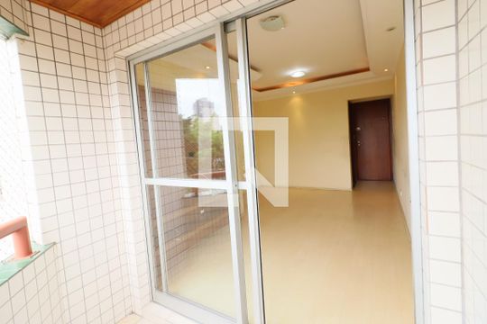 Sala de apartamento para alugar com 3 quartos, 70m² em Vila Osasco, Osasco