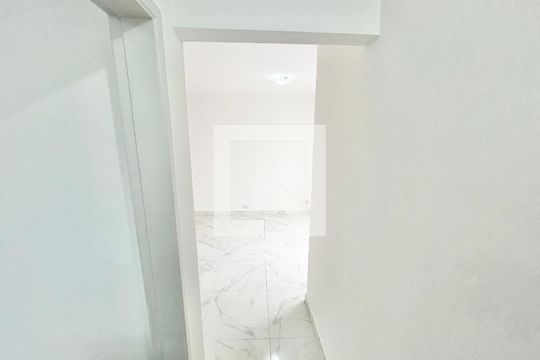 Corredor de apartamento para alugar com 2 quartos, 60m² em Lauzane Paulista, São Paulo