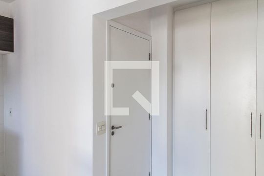 Entrada de apartamento à venda com 1 quarto, 35m² em Tamboré, Barueri
