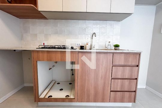 Cozinha de apartamento à venda com 2 quartos, 49m² em Pinheiros, São Paulo