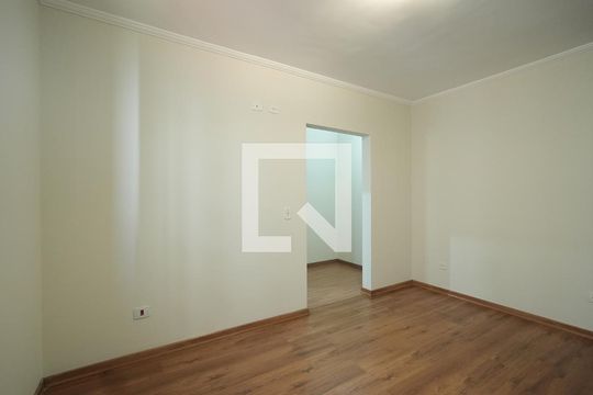 Quarto Suite 1 de casa para alugar com 3 quartos, 242m² em Parque das Nações, Santo André