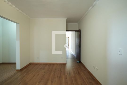 Quarto Suite 1 de casa para alugar com 3 quartos, 242m² em Parque das Nações, Santo André