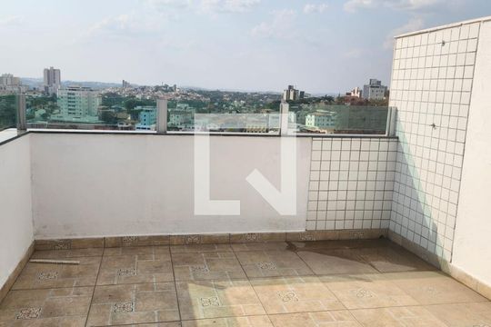 Varanda da Sala/cozinha de casa para alugar com 2 quartos, 74m² em Ouro Preto, Belo Horizonte