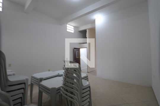 Sala de casa para alugar com 2 quartos, 80m² em Conjunto Promorar Sapopemba, São Paulo