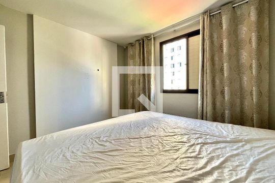 Suite de apartamento para alugar com 3 quartos, 73m² em Vila Campestre, São Paulo