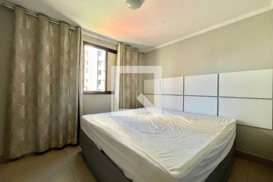 Suite de apartamento para alugar com 3 quartos, 73m² em Vila Campestre, São Paulo
