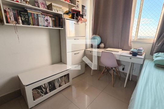 Quarto 1 de apartamento à venda com 2 quartos, 65m² em Jardim América, Goiânia
