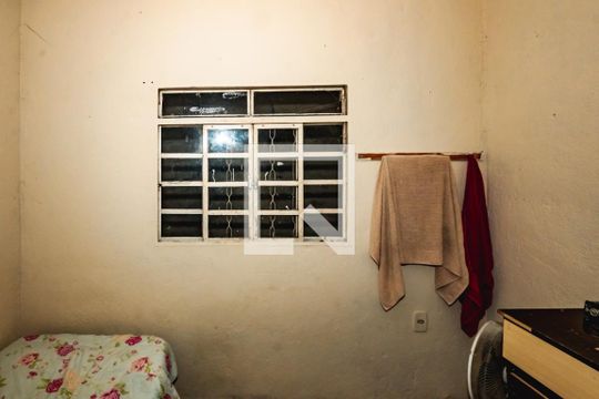 Quarto 2 de casa para alugar com 2 quartos, 45m² em Tupi, Belo Horizonte