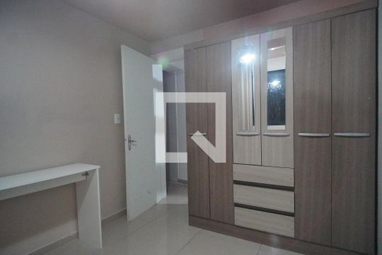 Quarto 2 de apartamento para alugar com 2 quartos, 110m² em Santos Dumont, São Leopoldo