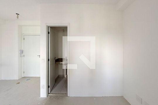 Quarto de kitnet/studio à venda com 1 quarto, 28m² em Brooklin, São Paulo