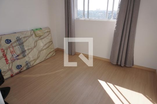 Quarto 1 de apartamento para alugar com 2 quartos, 50m² em Jardim Sao Luiz, Embu das Artes