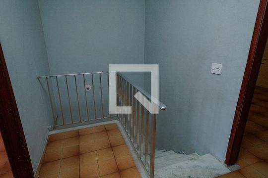 Corredor de casa à venda com 3 quartos, 270m² em Campo Grande, Rio de Janeiro