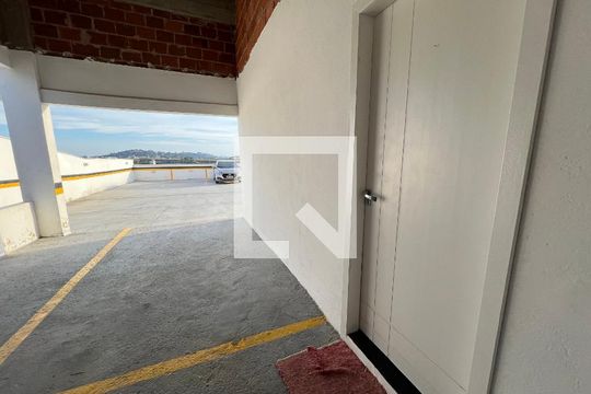 Entrada de apartamento para alugar com 1 quarto, 80m² em Aeroporto, Juiz de Fora
