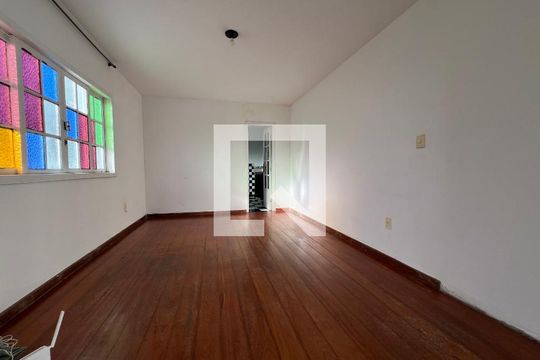 Suíte  de casa para alugar com 2 quartos, 280m² em Aeroporto, Juiz de Fora