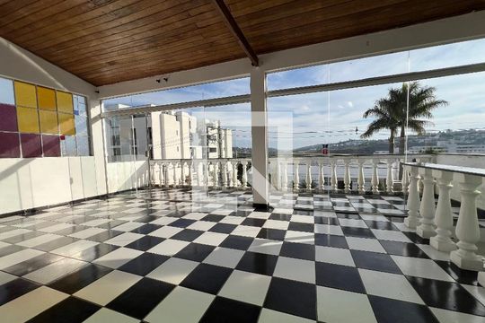 Sala de casa para alugar com 2 quartos, 280m² em Aeroporto, Juiz de Fora