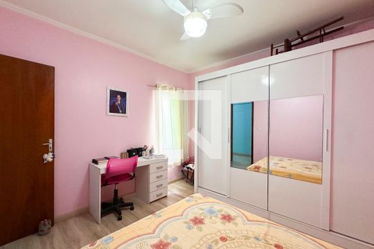 Quarto 1 de casa à venda com 3 quartos, 250m² em Batistini, São Bernardo do Campo