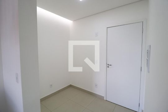 Sala de apartamento para alugar com 2 quartos, 67m² em Novo Mundo, Uberlândia