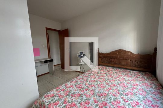 Quarto 1  de apartamento para alugar com 2 quartos, 81m² em São Mateus, Juiz de Fora