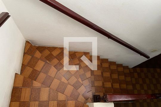 Sala - Escada de casa à venda com 4 quartos, 180m² em Cidade das Flores, Osasco
