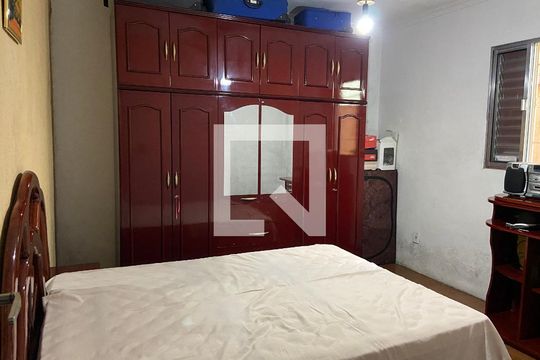 Quarto 1 de casa à venda com 4 quartos, 180m² em Cidade das Flores, Osasco