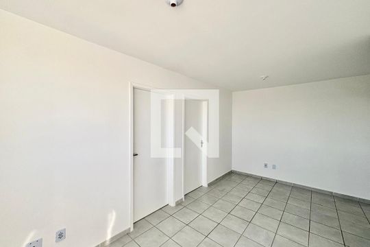 Sala de apartamento para alugar com 2 quartos, 46m² em Jardim Lourdes, Ferraz de Vasconcelos
