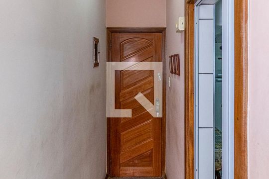 Sala - Hall da entrada de apartamento à venda com 3 quartos, 70m² em Vista Alegre, Rio de Janeiro