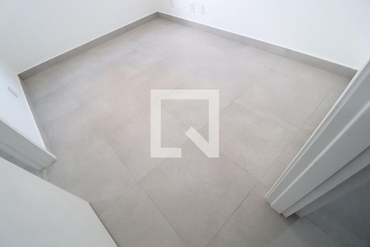 Quarto 1 - Suíte de apartamento para alugar com 2 quartos, 96m² em Gávea, Uberlândia