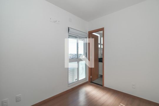 Quarto Suíte de apartamento para alugar com 2 quartos, 65m² em Jardim Itu Planalto, Porto Alegre