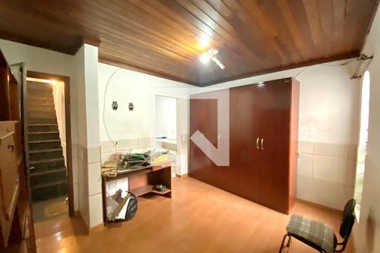Casa à venda com 3 quartos, 114m² em Parque Santo Antonio, Guarulhos