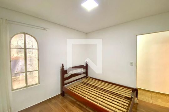 Casa à venda com 3 quartos, 114m² em Parque Santo Antonio, Guarulhos